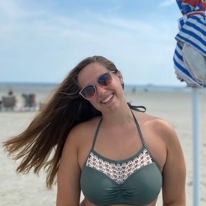 Meet your Posher, Kailyn